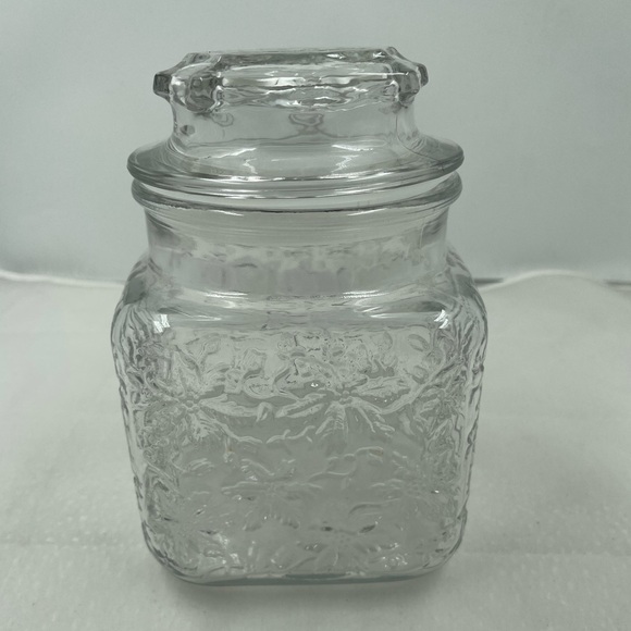 Princess House Fantasia Glass Canister Square Covered Jar With Lid - Picture 1 of 4